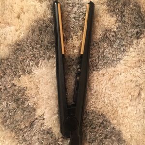 Revlon flat iron